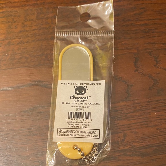 Sanrio Chococat Yellow Keychain - Picture 2 of 4
